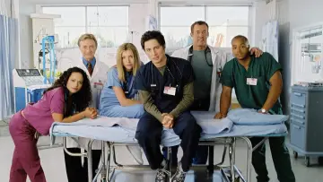 Задник к сериалу "Клиника" #1285502