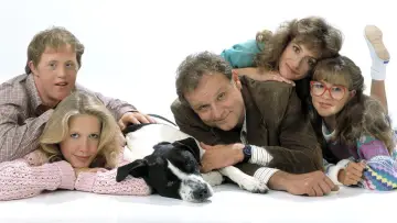 Задник к сериалу "Life Goes On" #1387024