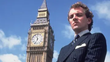 Задник к сериалу "The New Statesman" #1593052
