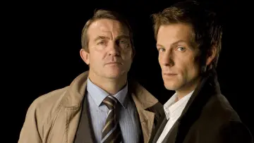 Задник к сериалу "Закон и порядок: Лондон" #1419095