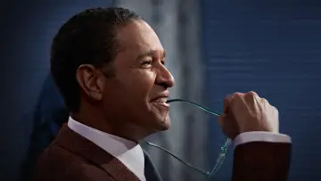 Задник к сериалу "Real Sports with Bryant Gumbel" #1596599