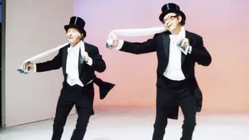 Задник к сериалу "Morecambe & Wise" #1546212