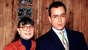 Задник к сериалу "Я — Бетти, дурнушка" #1359825