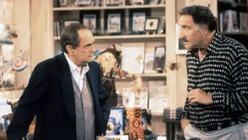 Задник к сериалу "Джордж и Лео" #1747309
