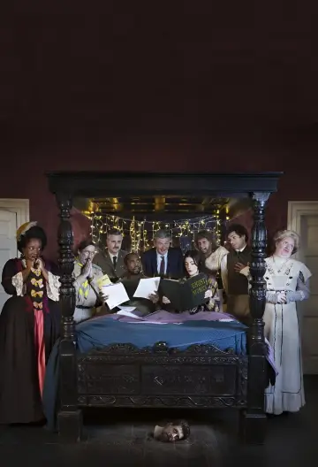 Постер к сериалу "Призраки" #1390024