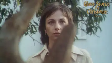 Задник к сериалу "Рождественская история о призраках" #1553472