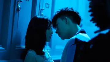Задник к сериалу "危险的她" #1602041
