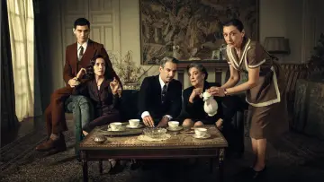 Задник к сериалу "Кто-то должен умереть" #1468211