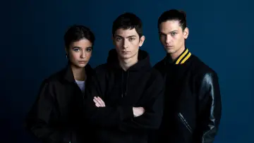 Задник к сериалу "Киберсталкер" #1479174