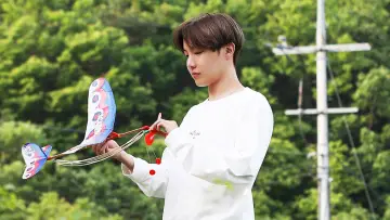 Задник к сериалу "BTS в лесу" #1455006