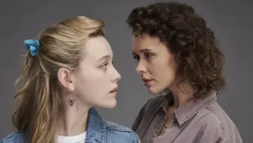 Задник к сериалу "Призраки усадьбы Блай" #1398030