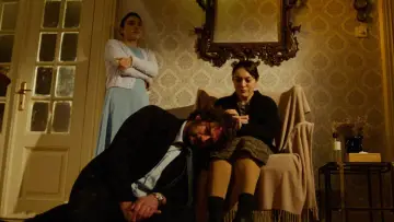 Задник к сериалу "Квартира невинных" #1418457