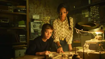 Задник к сериалу "Тайны Салфер-Спрингс" #1423876