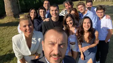 Задник к сериалу "Последнее лето" #1428908