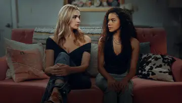 Задник к сериалу "Джинни и Джорджия" #1347466