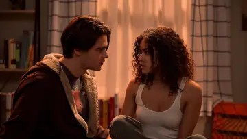 Задник к сериалу "Джинни и Джорджия" #1347471