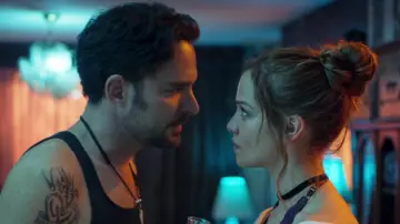 Задник к сериалу "Кто убил Сару?" #1443541