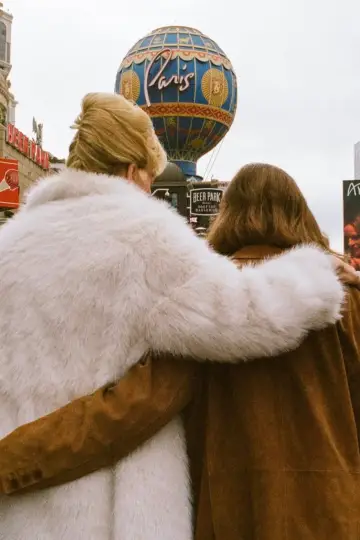 Постер к сериалу "Хитрости" #1782950