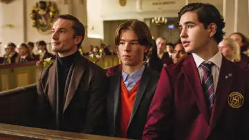 Задник к сериалу "Молодые монархи" #1404260
