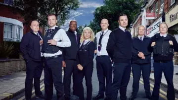 Задник к сериалу "Call the Bailiffs" #1535081