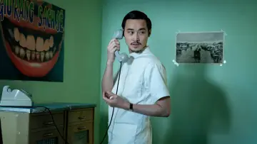 Задник к сериалу "Сочувствующий" #1405892