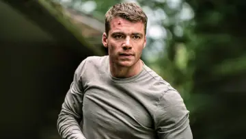 Задник к сериалу "Ночной агент" #1286925