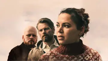 Задник к сериалу "Svörtu Sandar" #1509893