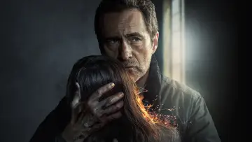 Задник к сериалу "Впусти меня" #1785352