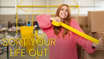 Задник к сериалу "Sort Your Life Out" #1608374