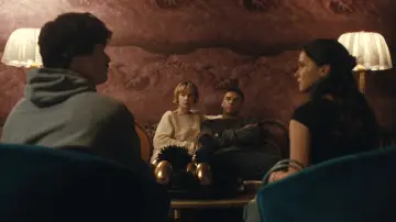 Задник к сериалу "Грызня" #1331255