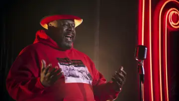 Задник к сериалу "Phat Tuesdays: The Era of Hip Hop Comedy" #1544255
