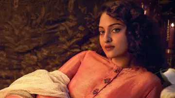 Задник к сериалу "Хираманди: блеск бриллиантов" #1446752