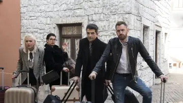 Задник к сериалу "Крестные родители" #1439017