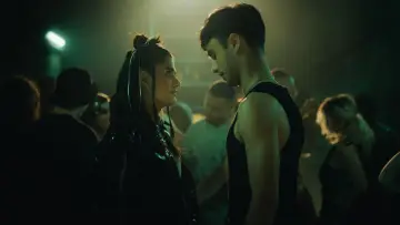 Задник к сериалу "Школа разбитых сердец" #1413490