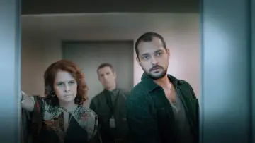 Задник к сериалу "Os Outros" #1498315