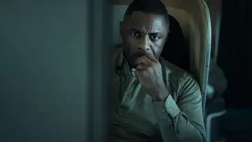 Задник к сериалу "Захваченный рейс" #1336393