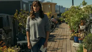 Задник к сериалу "Последнее, что он сказал мне" #1358799
