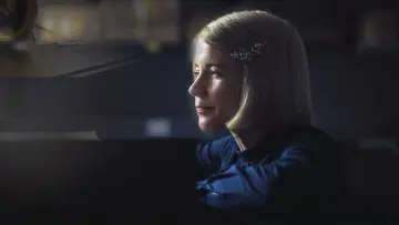 Задник к сериалу "Люси Уорсли расследует" #1601726