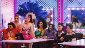 Задник к сериалу "Drag Race Филиппины: За кулисами!" #1751469