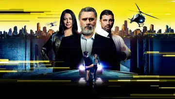 Задник к сериалу "Hunted" #1493149