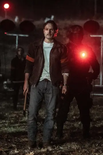 Постер к сериалу "Ходячие мертвецы: Выжившие" #1407149
