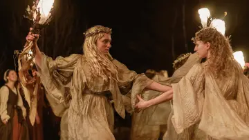 Задник к сериалу "Чужестранка: Кровь от крови моей" #1654358