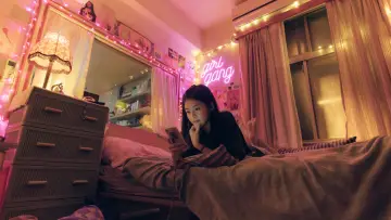 Задник к сериалу "Let