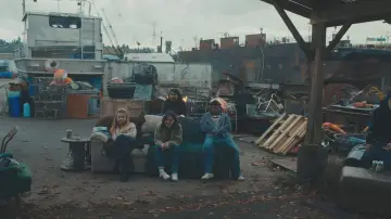 Задник к сериалу "Под мостом" #1460835