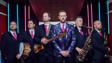 Задник к сериалу "The Horne Section TV Show" #1834143