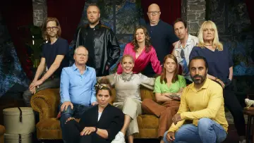 Задник к сериалу "LOL: Смеховыжималка Швеция" #1793188