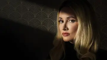 Задник к сериалу "Убийства в мире «Playboy»" #1509327