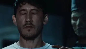 Задник к сериалу "На краю сна" #1562346