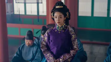 Задник к сериалу "Королева, которая коронует" #1548883