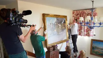 Задник к сериалу "Hidden Treasures of the National Trust" #1669588